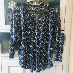 Limited Blue Semi-sheer 3/4 Sleeve Top